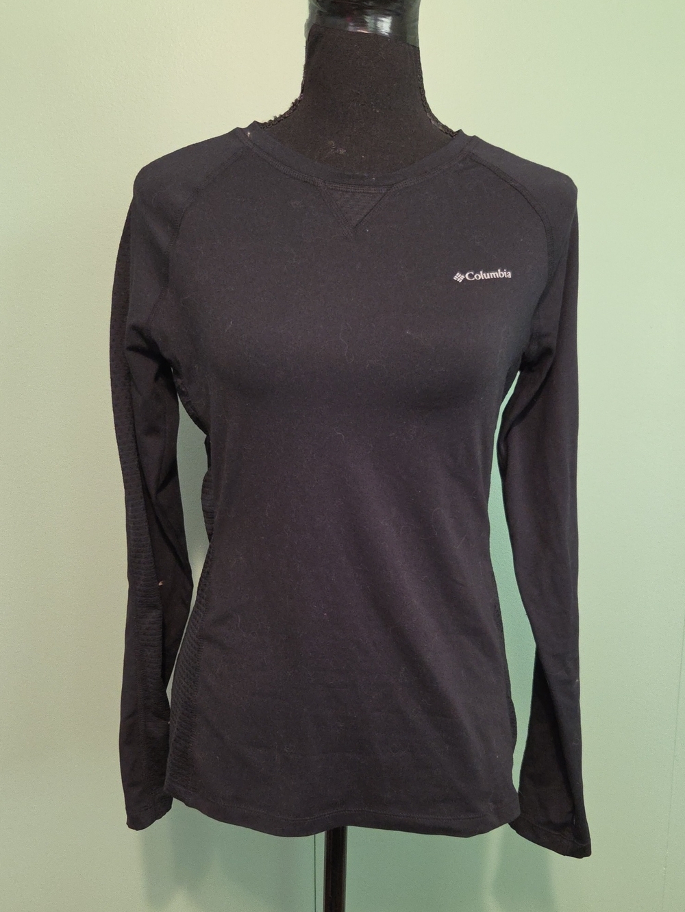 Columbia Black Women’s Long-Sleeve Crew Performance Top Size Xs